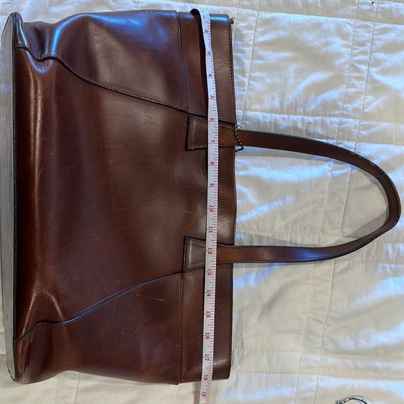 Claire Chase women’s leather laptop bag - Picture 6 of 7